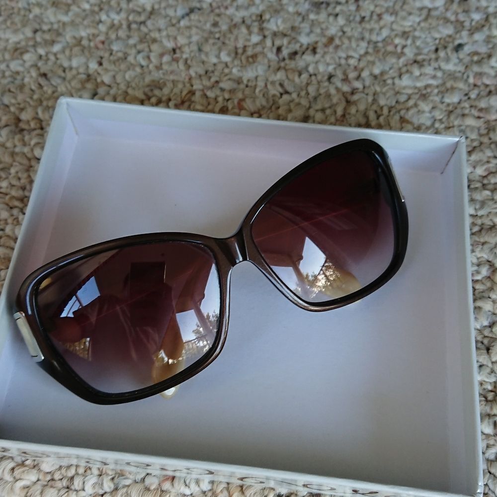Oliver Peoples twenty years ILSA sunglasses